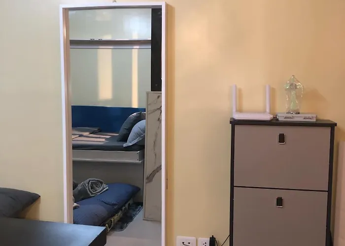 Meraki Space Cozy Unit Near Mactan Airport With Balcony * Lapu-Lapu City